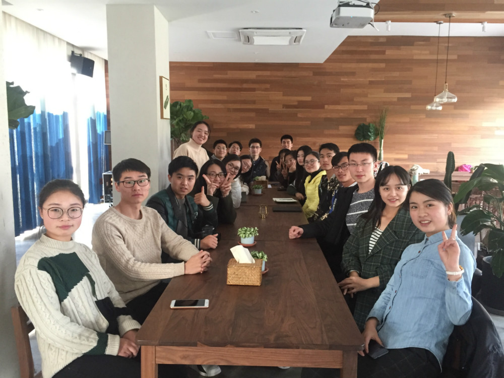 学生合照_meitu_4.jpg