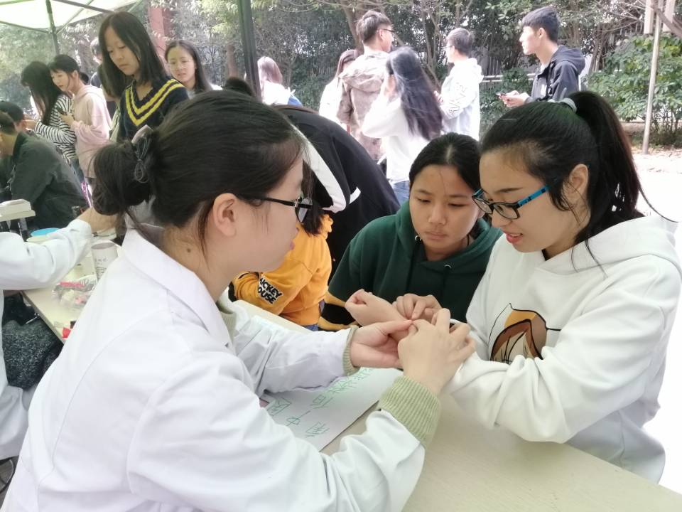 1541408198516096103.jpg 1541408198516096103.jpg