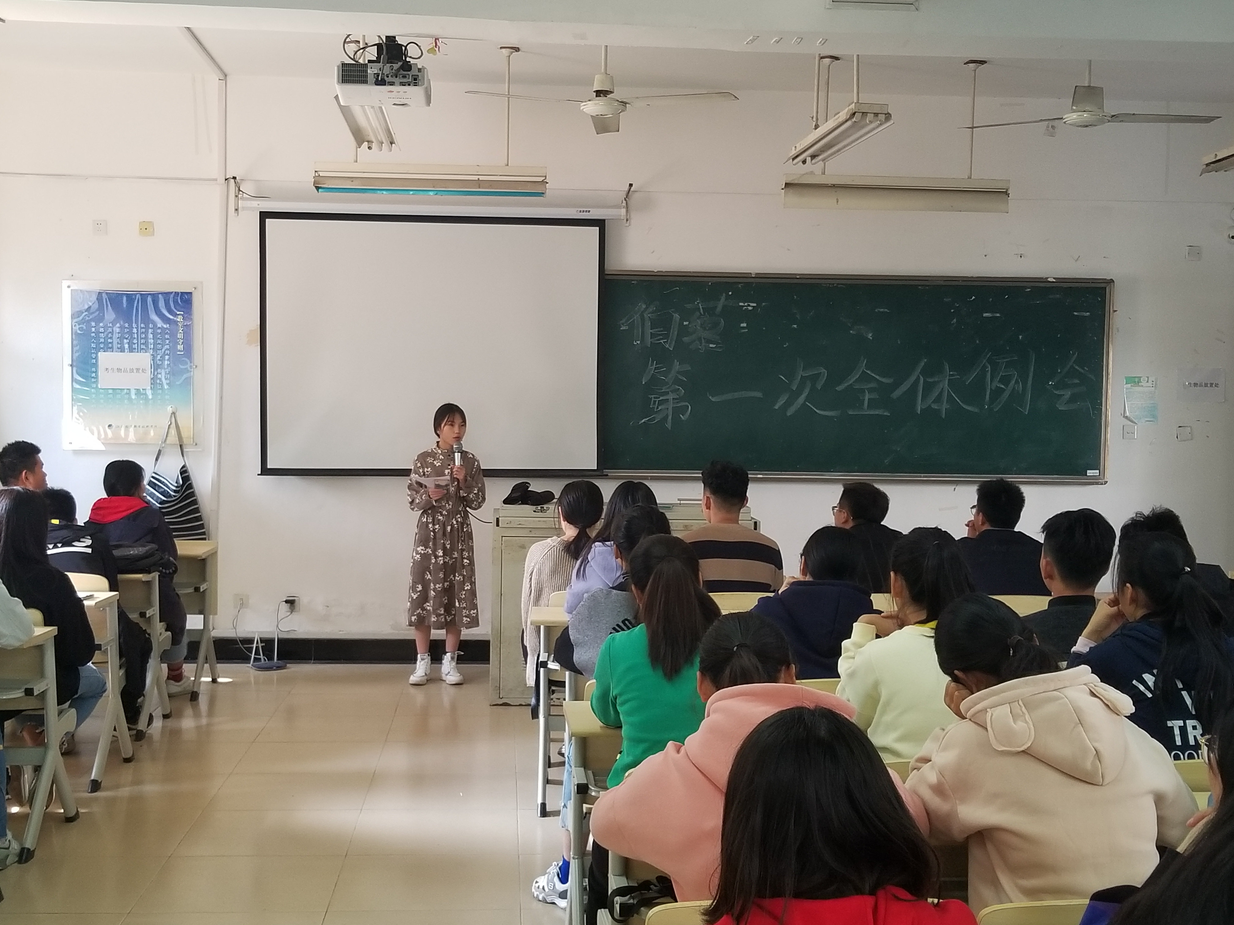 1541404910471023482.jpg 1541404910471023482.jpg