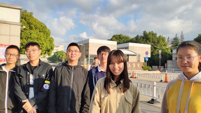 1541155995256024873.jpg 3e098eecef2f7a0f.jpg