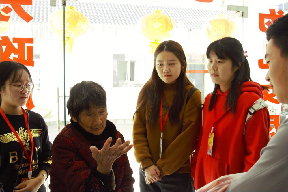 1540821659733019242.jpg IMG_5919.jpg