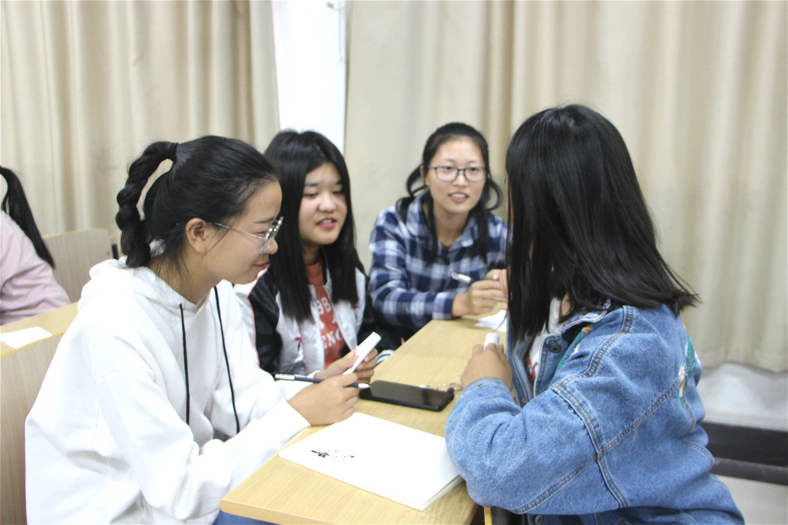 1539679382290082998.jpg 3.jpg