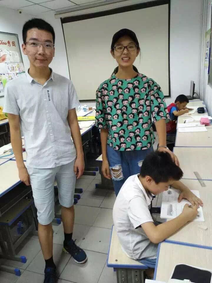 1538919300476028419.jpg 1538919300476028419.jpg