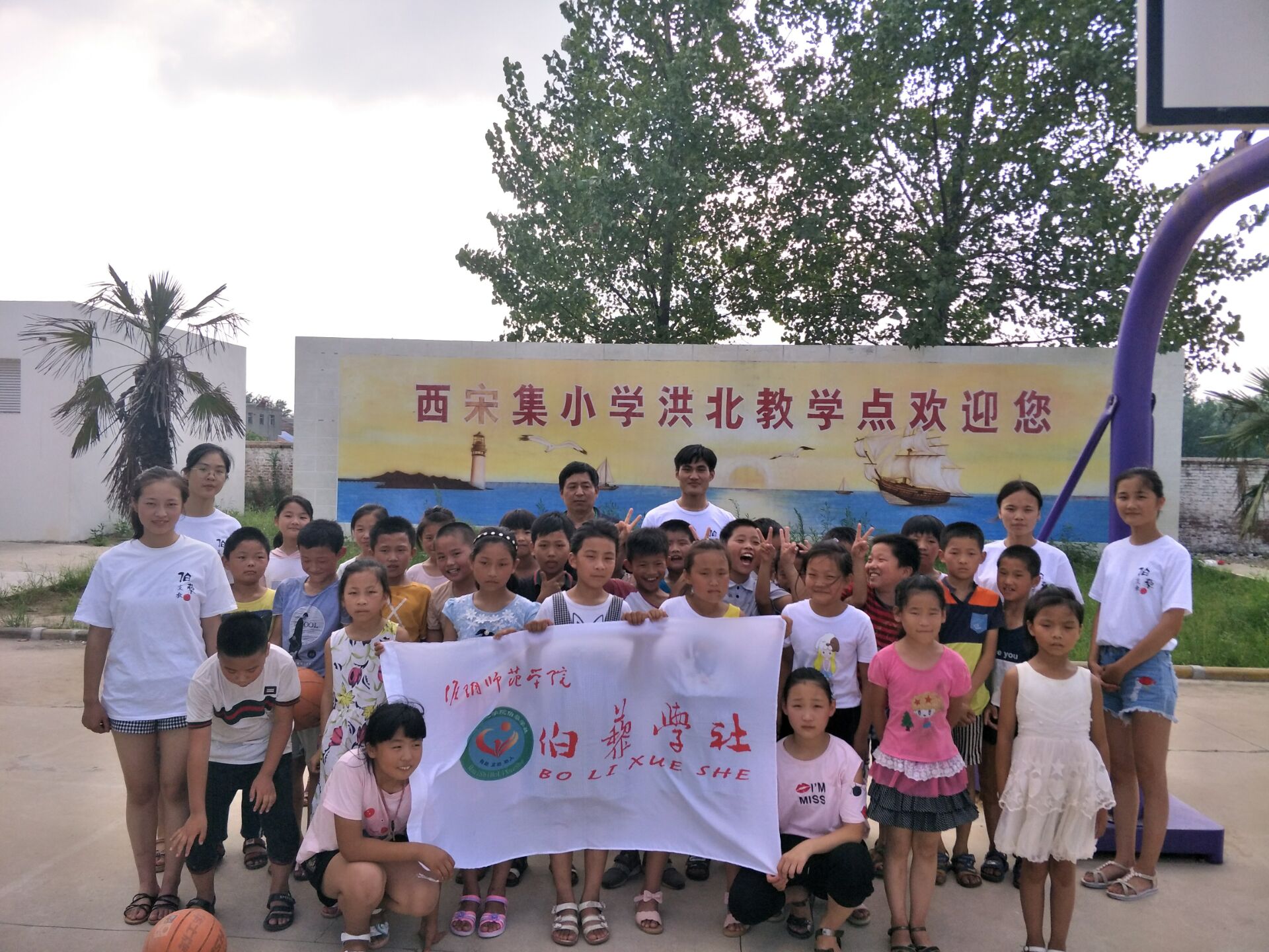 1534347209784093027.jpg -30a8d89bef35db52.jpg