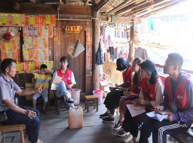 1532359268422009959.jpg 和村民.jpg