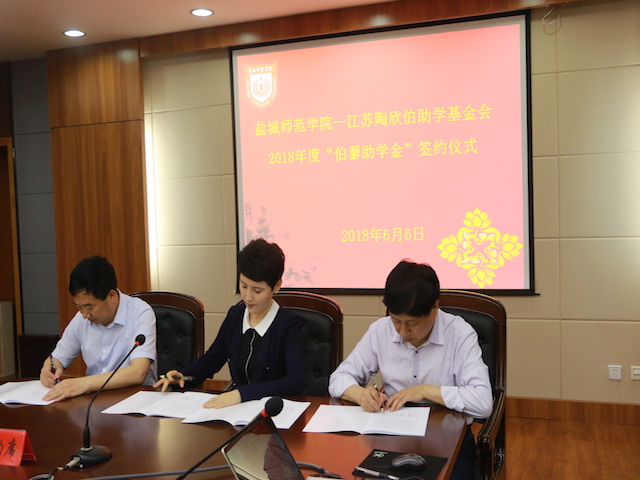 1528467176777064304.jpg {1E2F40BB-A85C-52C3-458C-7AC5DE274CC9}.jpg