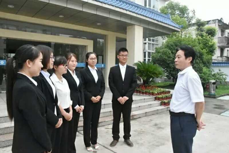 1528034194675095318.jpg IMG_4491.jpg