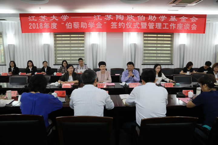 1527811824381028904.jpg EF1E2D1E5C9C745EDE7E31CDC4253901.jpg