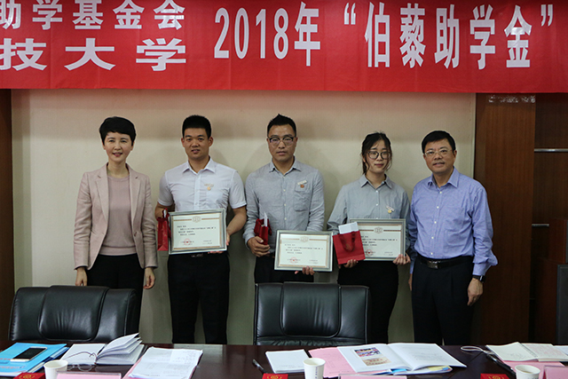 1527760773617038187.jpg IMG_0520-18.jpg