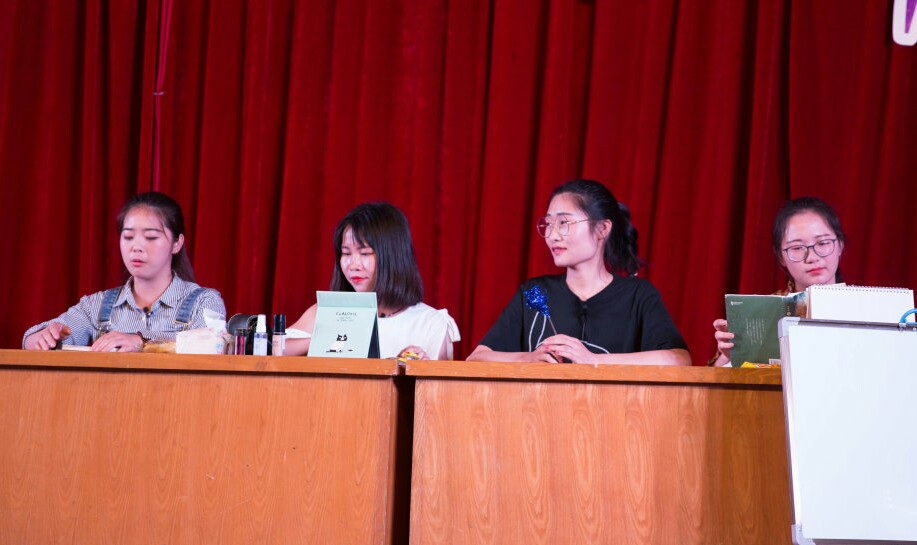 1527515162527008285.jpg IMG_20180528_213644.jpg