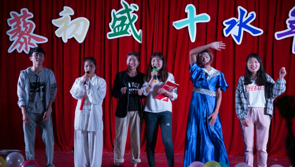 1527515442385099737.jpg IMG_20180528_213518.jpg