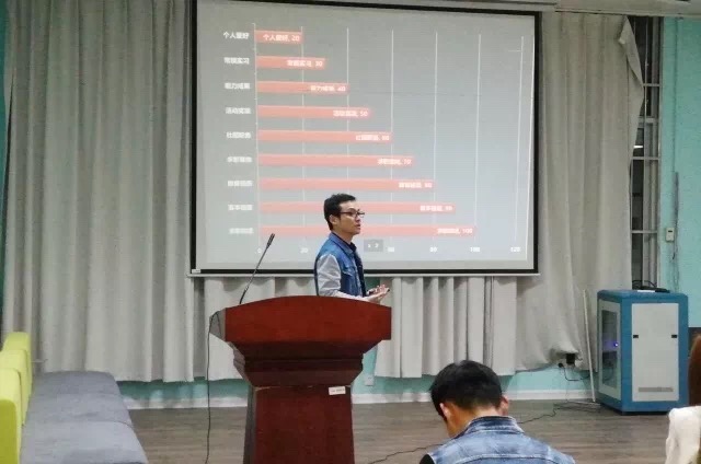 1527223220236015178.jpg IMG_4366.jpg