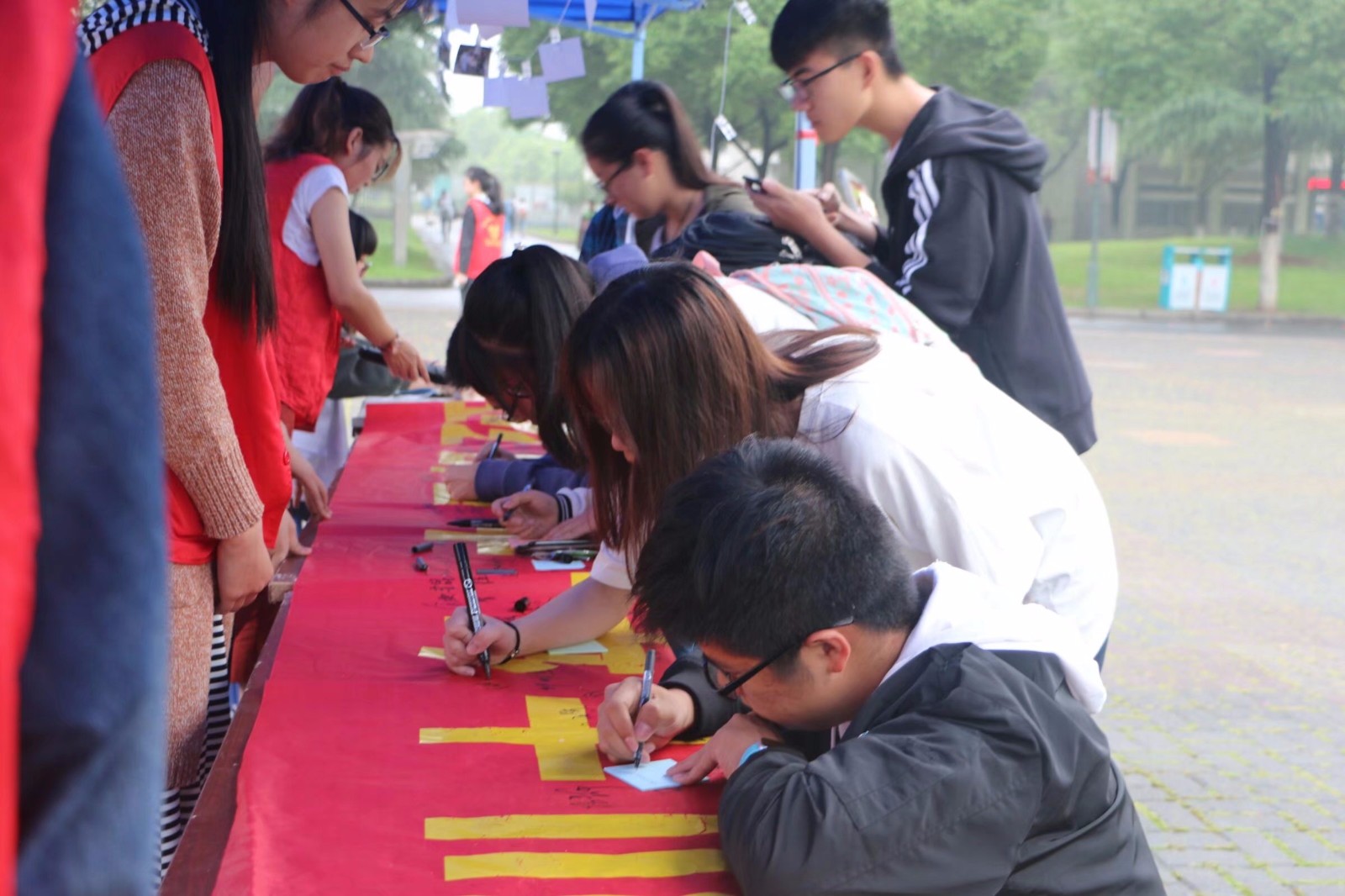 1526393418947077445.jpg 1526393418947077445.jpg