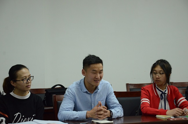 1524967929944050478.jpg 创业分享会2.jpg