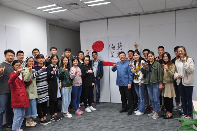 1509289882613056358.jpg QQ图片20171029224115_副本.jpg