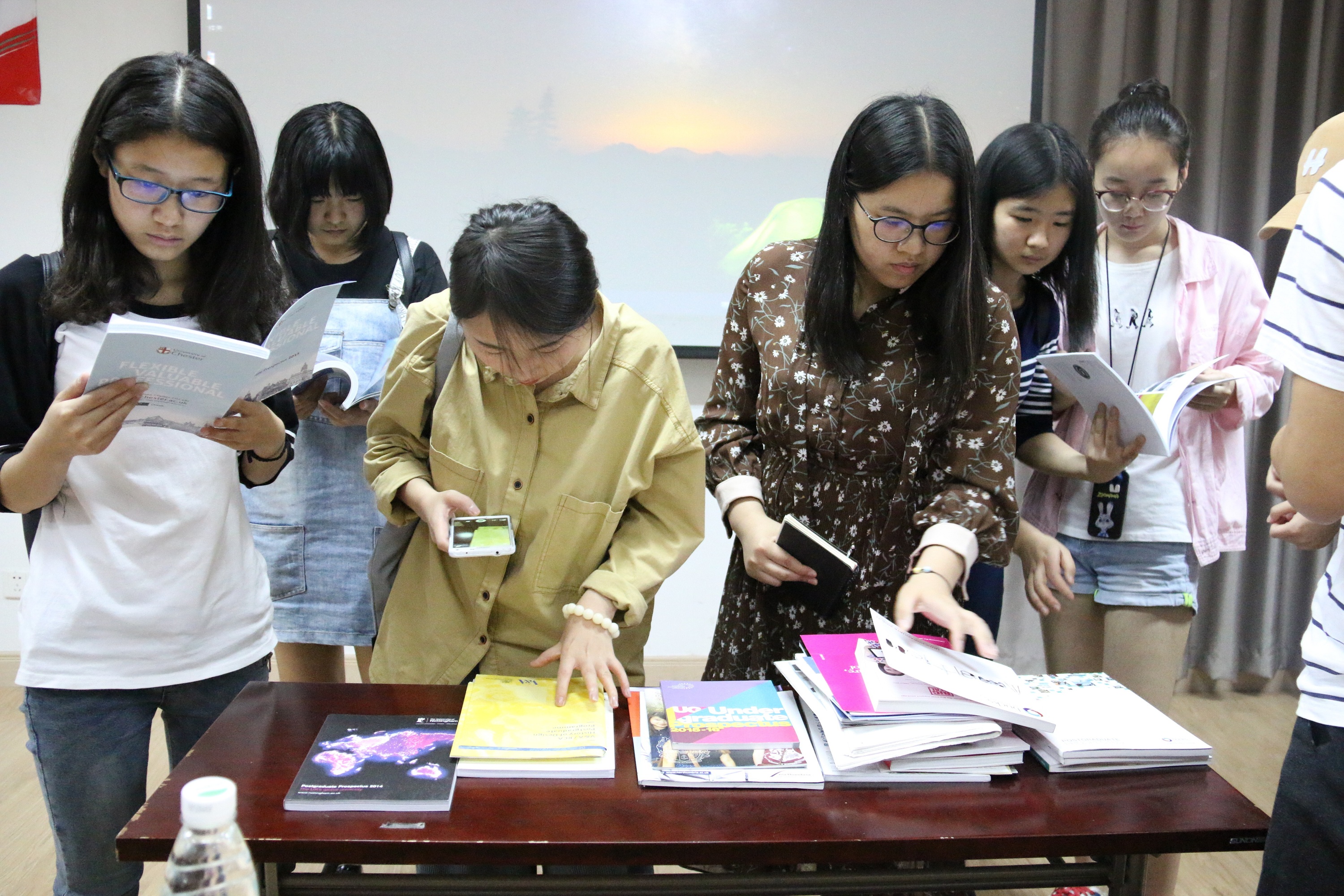 1494654580915076566.jpg 1494654580915076566.jpg