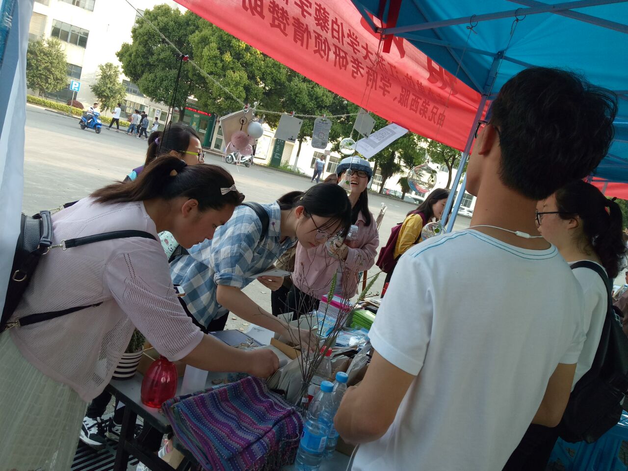 1492841228663030038.jpg 7AB1077BEEDA5B1F9513C9A9BE2C46E8.jpg