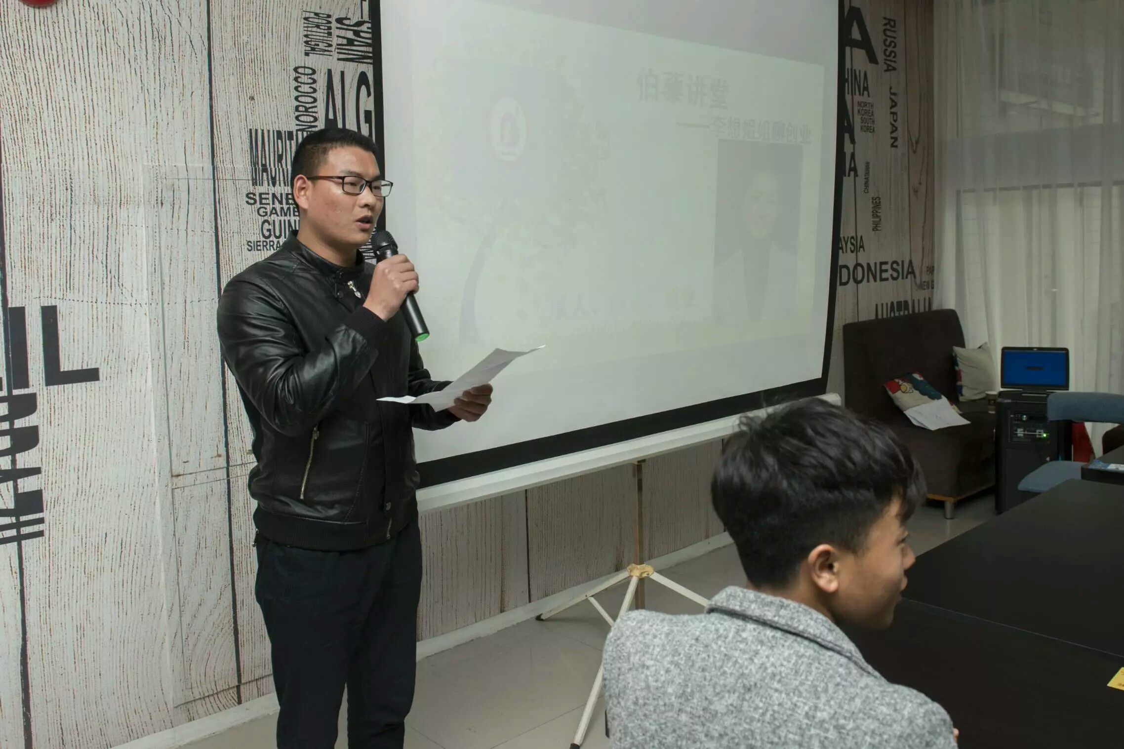 1490668921423058312.jpeg 1490667488931.jpeg