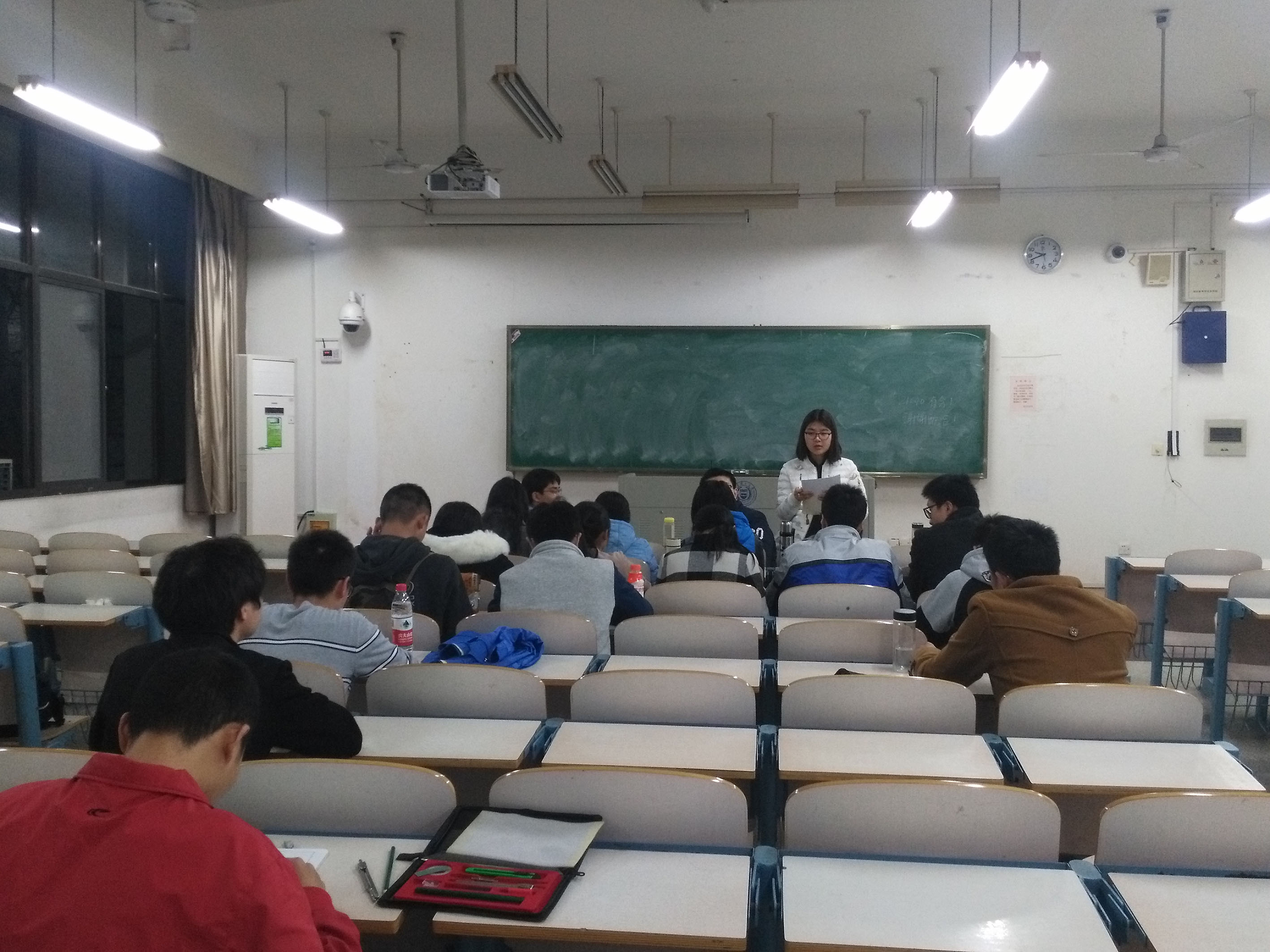 1490071366911066830.jpg 1.jpg