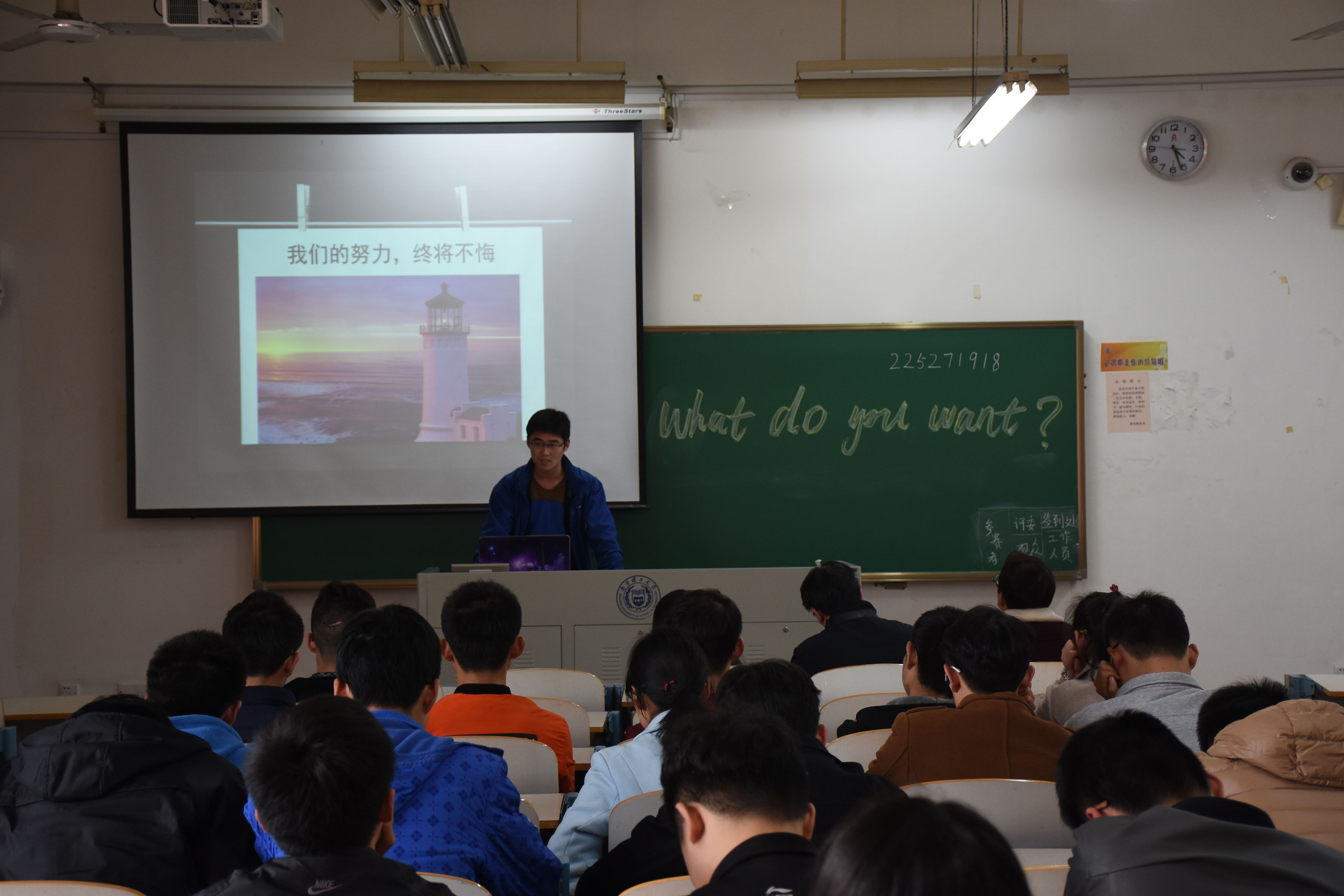 1489467564800074609.jpg 4.jpg