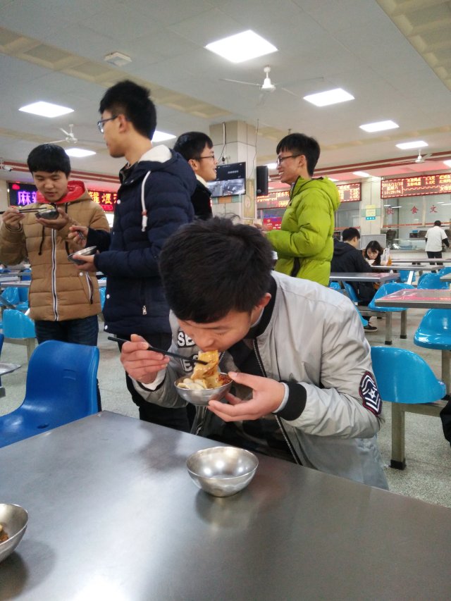 1484304509820056914.jpg V3tg5DeEAQ2Z1gPtnM1.jpg