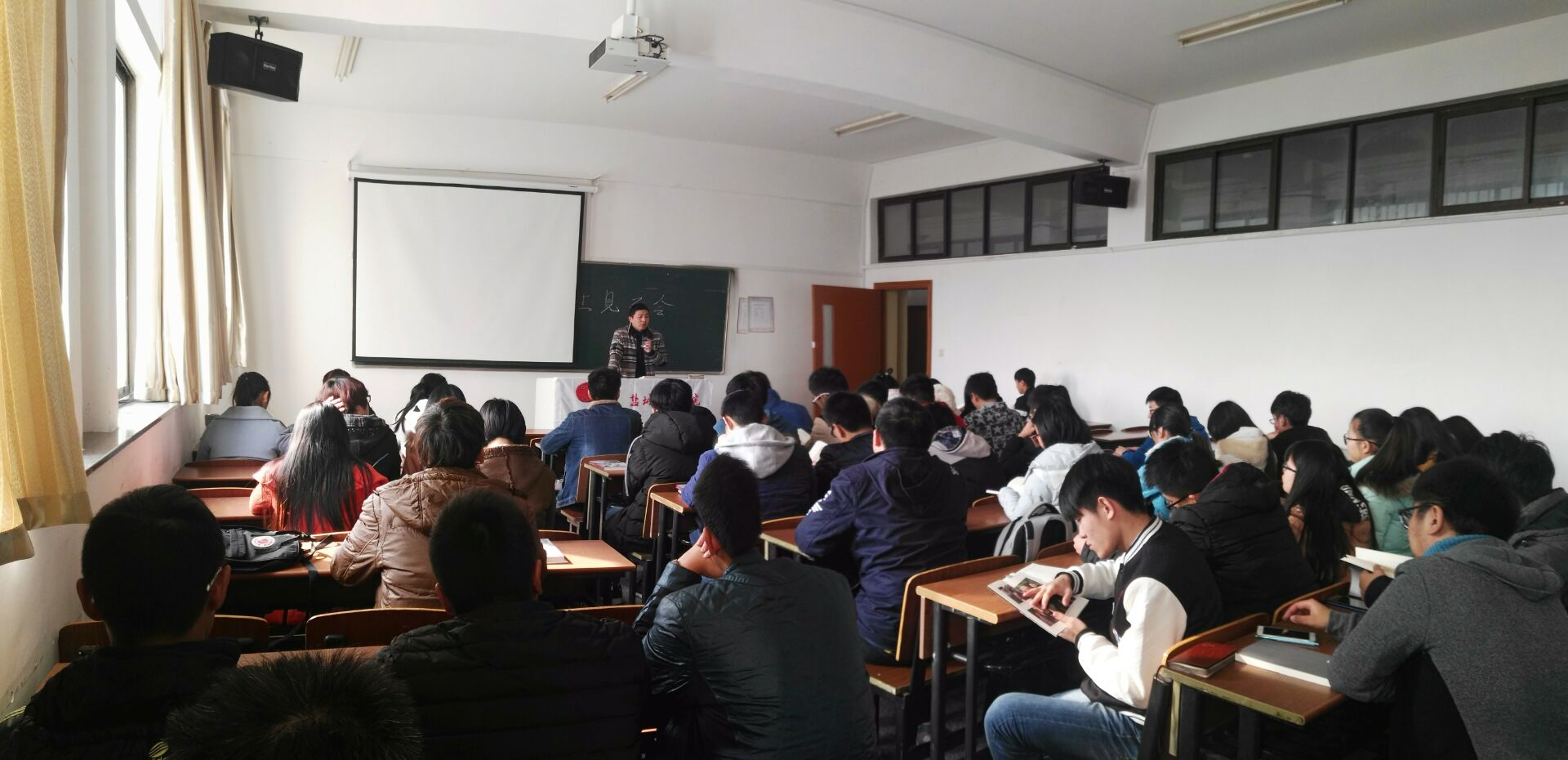 1482768324777021091.jpg 1482768324777021091.jpg