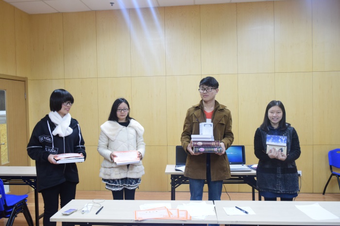 1481242218953020422.jpg DSC_1369.jpg