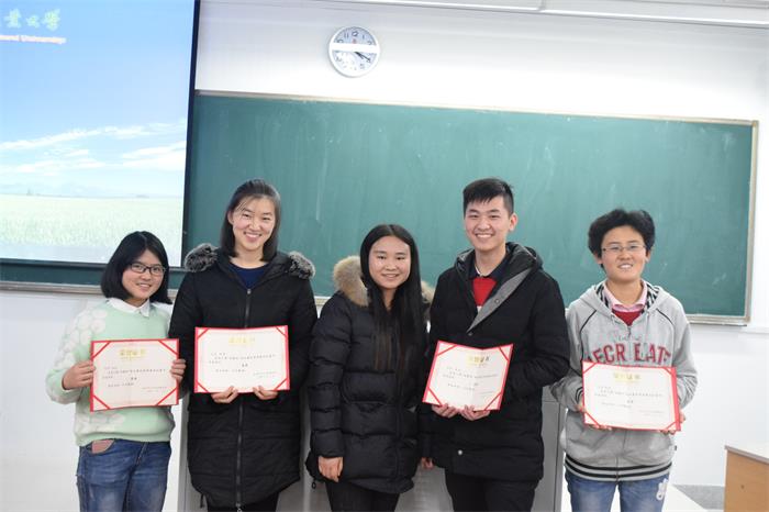 1481106981976064643.jpg DSC_1789.jpg