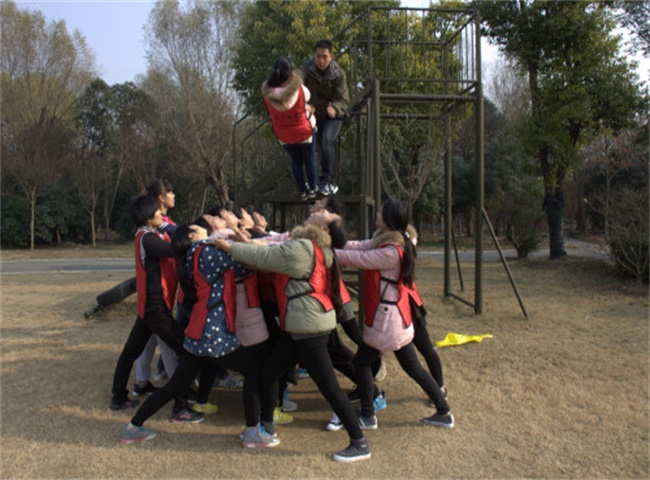 1482131963893024528.jpg 8.jpg