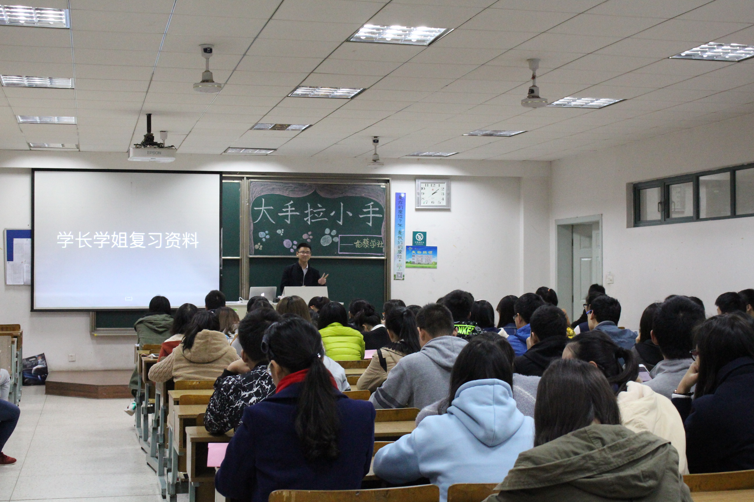 1479643860698098825.jpg IMG_5878.jpg