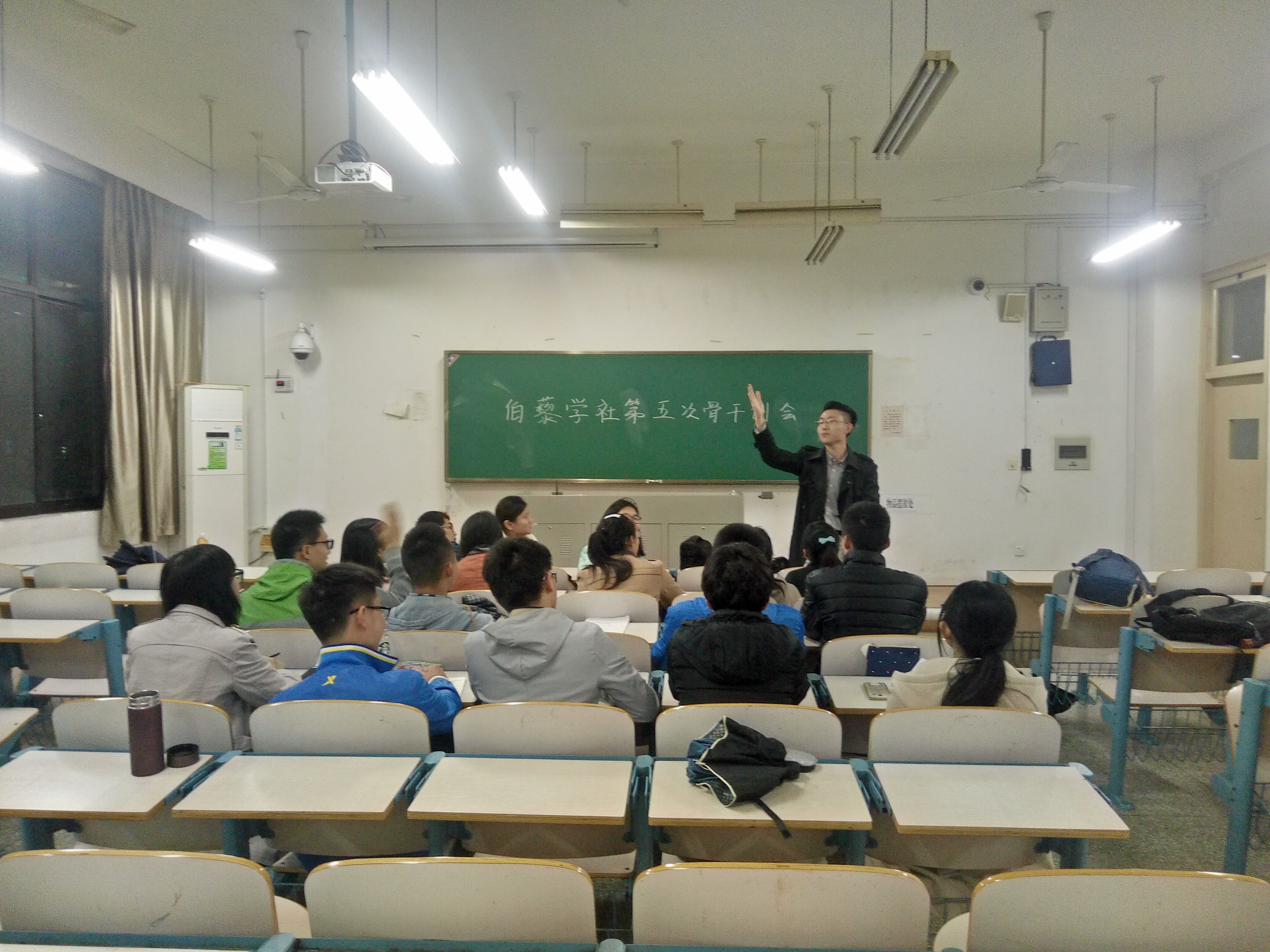 1478668748152087154.jpg 2.jpg