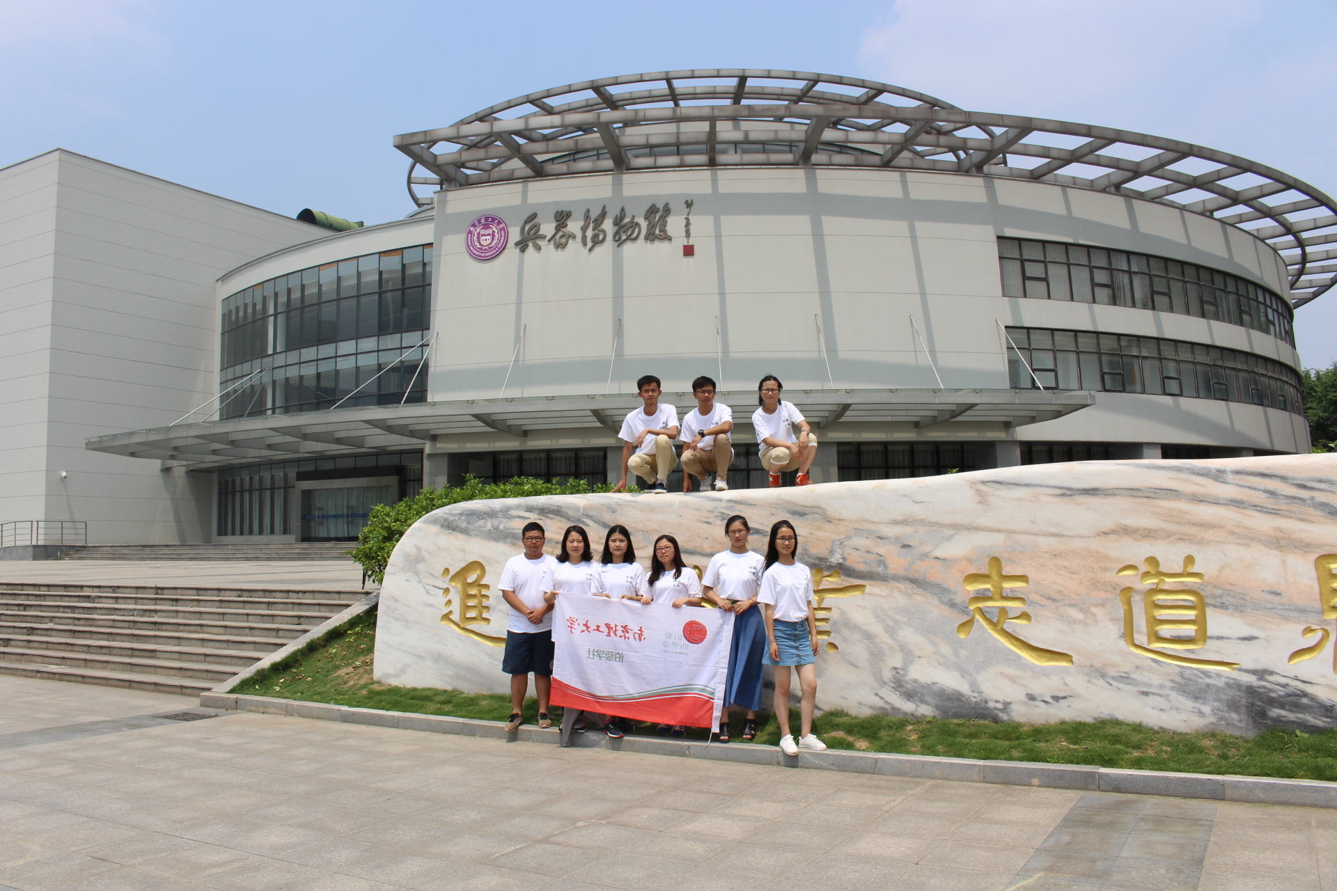 1476807795023083736.jpg 1476807795023083736.jpg