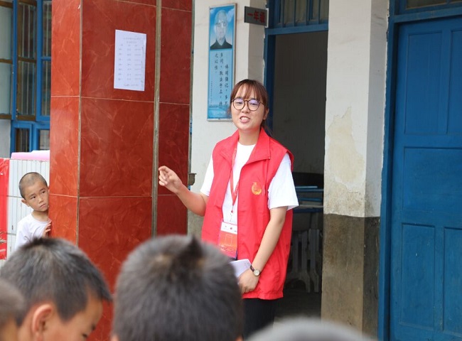 1477325176927014963.jpg C.jpg