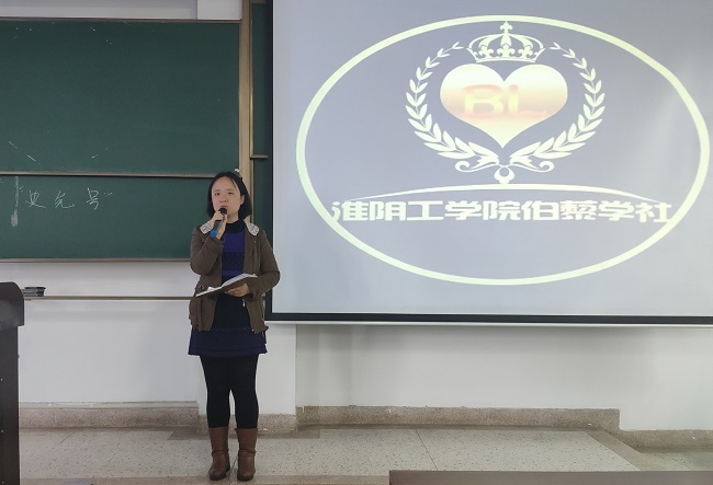证件照68723a7cf9f46fb4.jpg