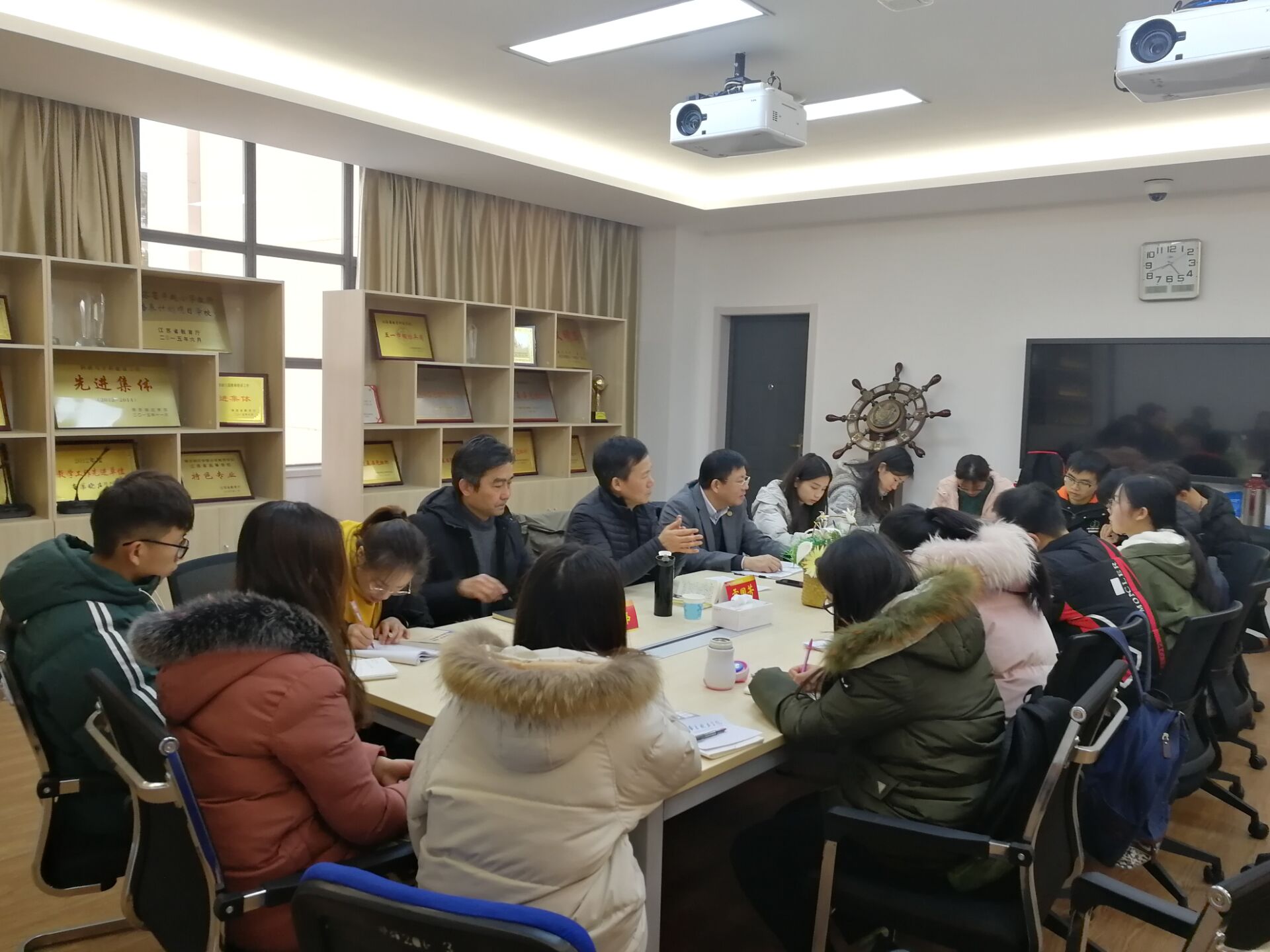 骨干座谈会.jpg